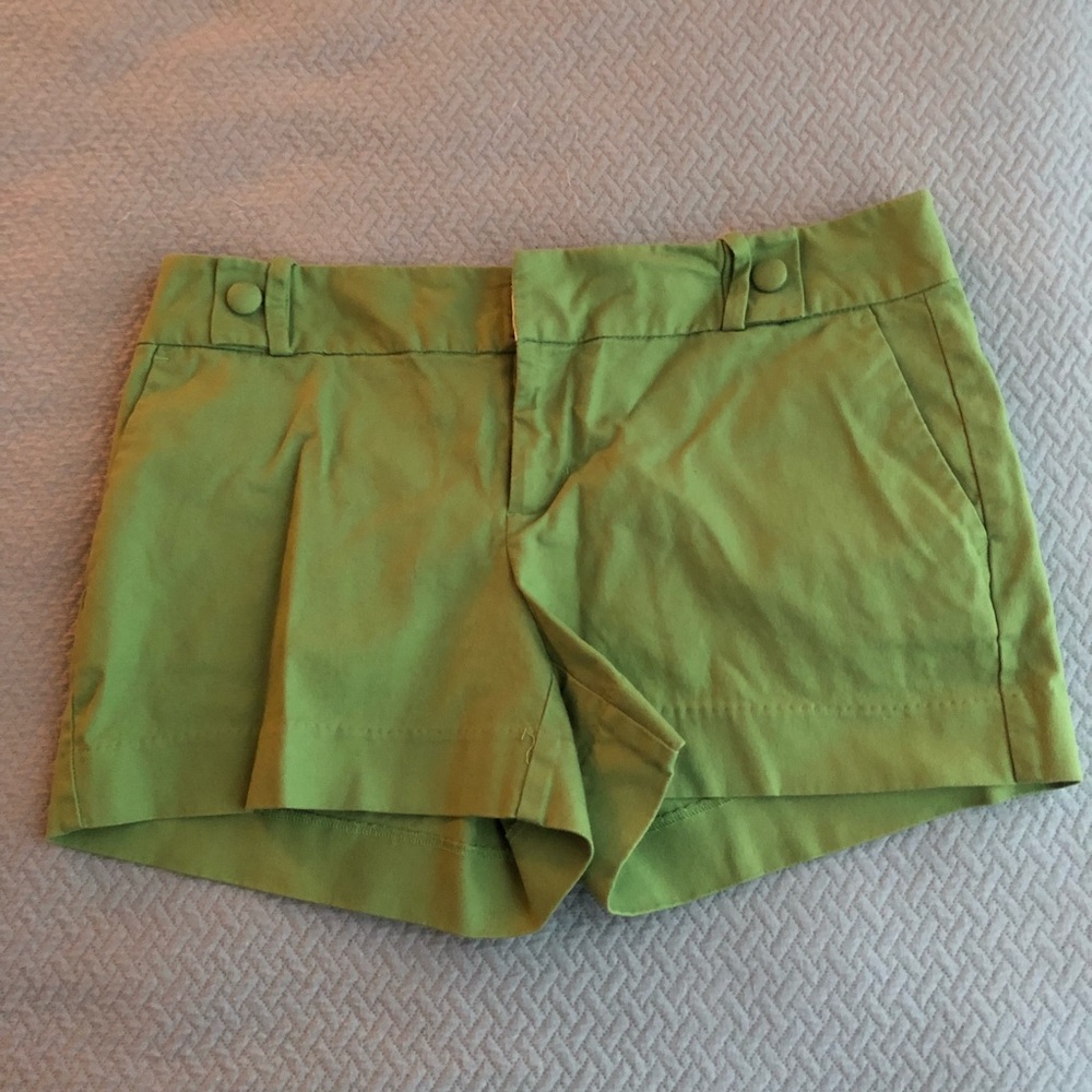 Banana Republic | Green Shorts